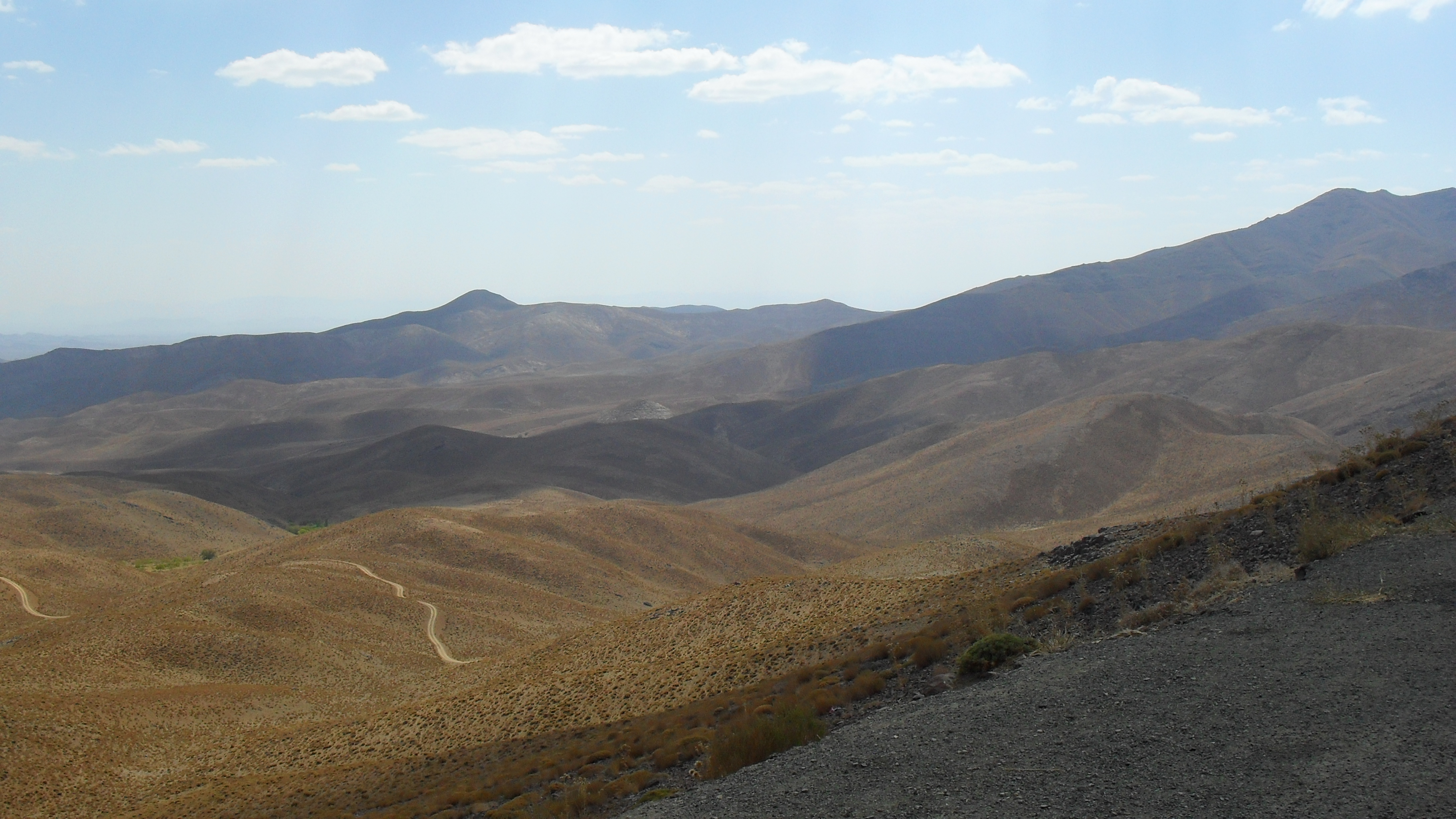 صدور مجوز جدید معدن در نطنز / آثار طبیعی ثبت ملی از معادن در امان نیستند