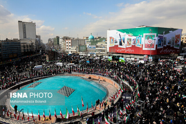 حاشیه‌نگاری فرهنگی از راهپیمایی ۲۲ بهمن