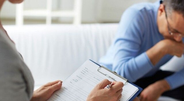 وجود ۱۰ هزار تخت روان‌پزشکی در کشور/سراج؛طرح وزارت بهداشت برای رفع نیازهای حوزه بیماری‌های روان