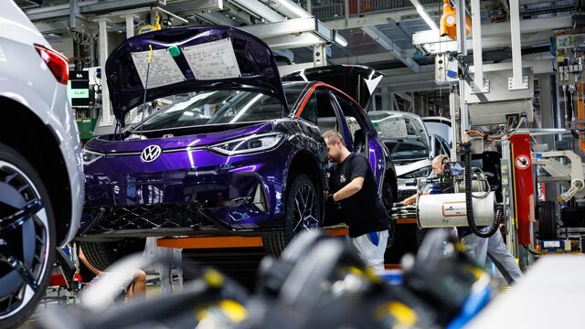 خطر بیخ گوش خودرویی‌ها