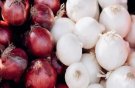 آیا پیاز سفید و قرمز ارزش غذایی یکسانی دارند؟