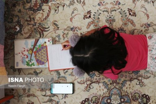 چگونه فرزندان را برای انجام تکالیف مدرسه همراهی کنیم؟ 