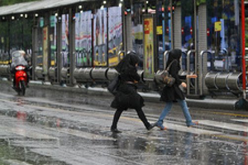بارش باران در ۷ استان/ کاهش دما تا ۱۰ درجه 