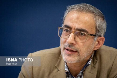 ورود زبان‌های خارجه به مقطع دبستان نیازمند بررسی‌های کارشناسی