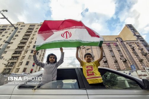 افراد موفق از هر فرصتی برای شاد بودن استفاده می‌کنند