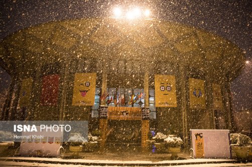 بارش برف و باران در تهران/ کاهش دما از امشب