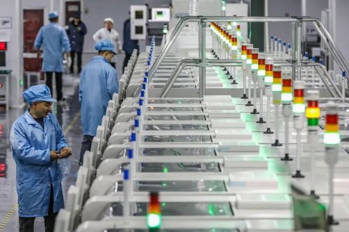 دومین اقتصاد بزرگ جهان دور گرفت