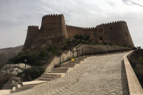 جلوی تخریب قلعه فلک الافلاک گرفته شد