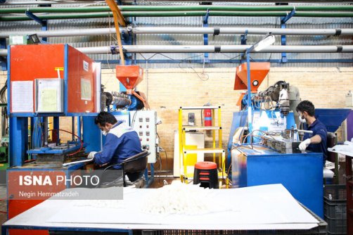  اکونومیست گزارش داد تاب‌آوری اقتصاد ایران در برابر تحریم‌ها از طریق خودکفایی صنعتی