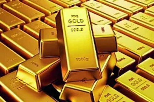 در بازارهای جهانی قیمت طلا نزدیک به کف قیمت ۷ هفته‌ای ماند 