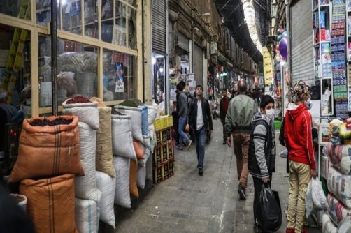 ستاد تنظیم بازار با تشدید نظارت‌ها، قیمت‌ها را برای نوروز کنترل کند 