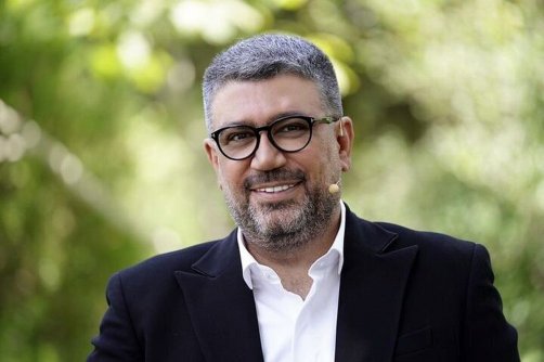 رشیدپور: برنامه جدیدم درباره ایرانِ صد سال بعد است/ دنبال سود اقتصادی نیستم (۱)