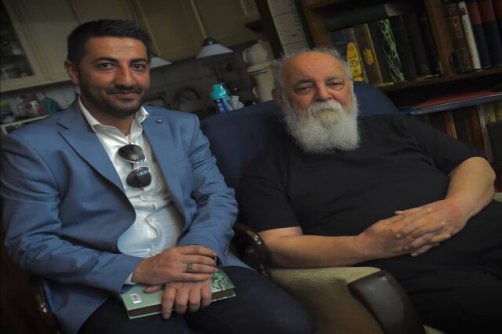  گفت‌وگو با نجیب بارور شعرهای «سایه» در کشور همسایه