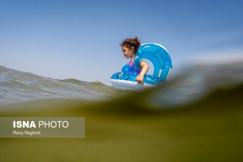 هشدار نسبت به افزایش ارتفاع موج دریای خزر/ کاهش دما و نفوذ سامانه بارشی جدید در برخی نقاط کشور
