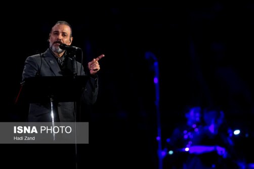 کنسرت‌های علیرضا قربانی ۴ شب دیگر تمدید شد