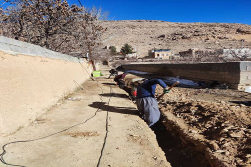 سلام به هم دیاران محترم مسیر حفاری لوله اب شرب روستا