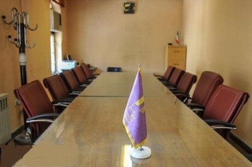  1=12چهره روی صندلی پرحاشیه خانه سینما 