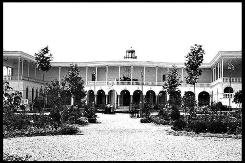 معمار طرح حریم تئاتر شهر: من هم با دیوار مخالفم