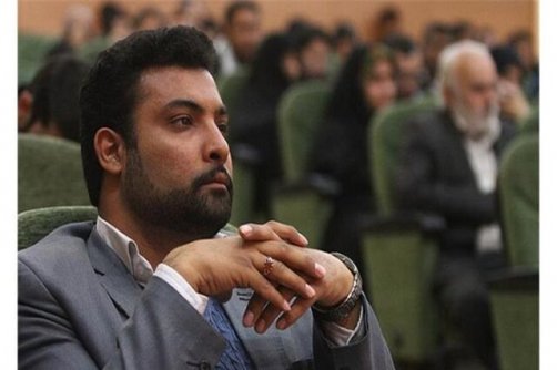 شاعر خوزستانی: ادبیات آئینی و دینی مناسبتی نیست