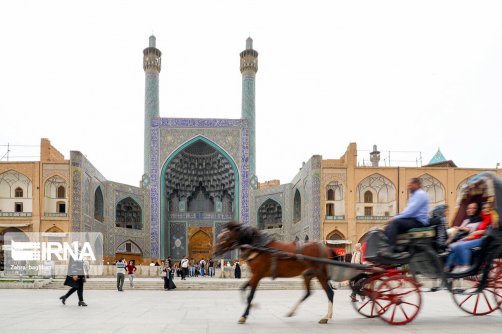 وضعیت نرخ فرونشست در اماکن میراثی و تاریخی اصفهان