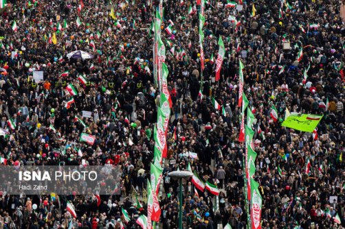 توصیه‌های یک متخصص به سالمندانِ متقاضی حضور در جمعیت‌های میلیونی