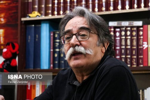 احمد عربانی در بخش مراقبت‌های ویژه بیمارستان