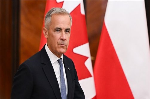 کانادا دست به دعا برداشت