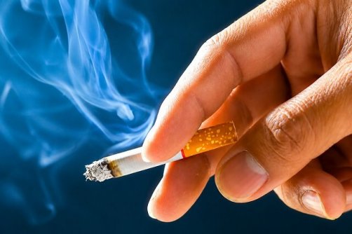 مصرف دخانیات، رفتاری اجتماعی نیست سیگار کشیدن، احساس تنهایی و انزوا را افزایش می‌دهد