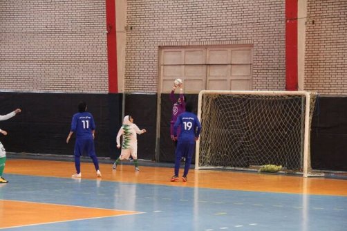 شکست بانوان فوتسالیست فارس برابر نطنز 